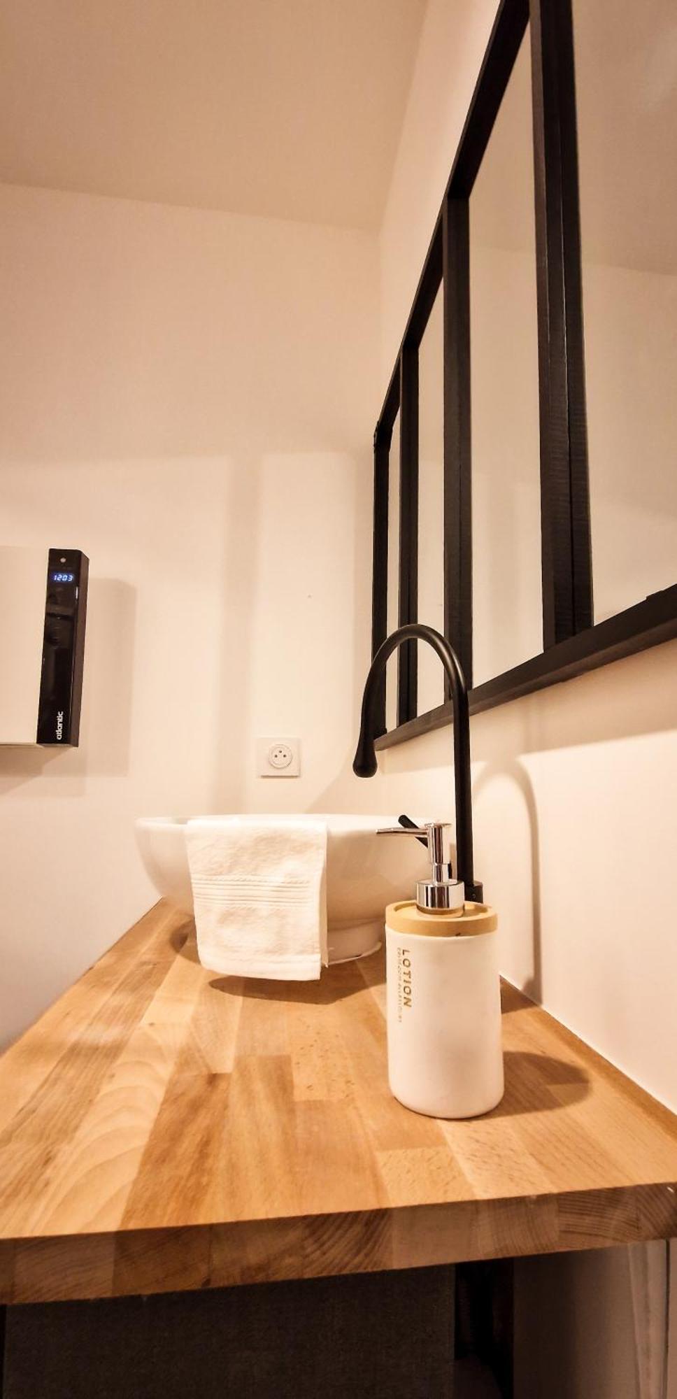 L'Indus 3 Etoiles Wifi, Netflix, Disney, Coeur De Bastide Villefranche-de-Rouergue Exteriör bild